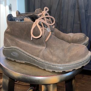 chaco thompson chukka